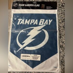 Tampa Bay Lightning garden flag